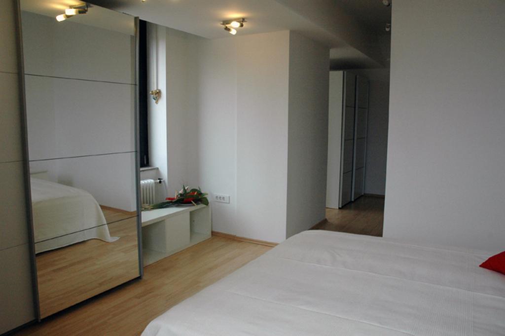 Ai Apartments Ljubljana Oda fotoğraf