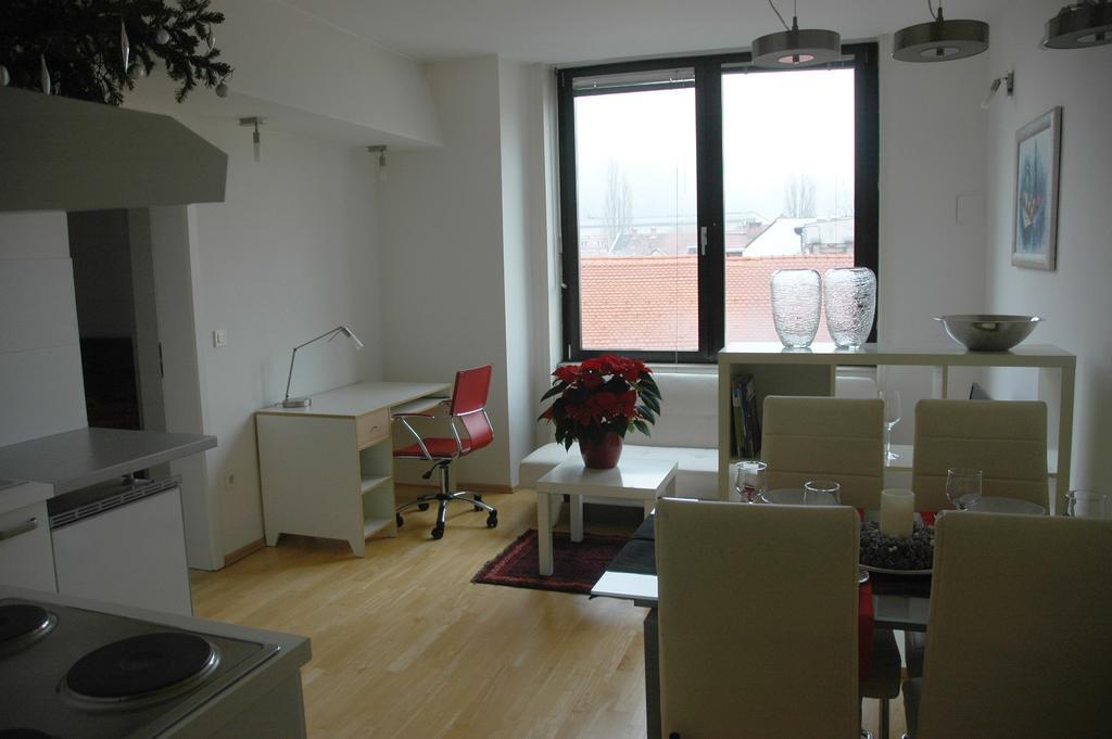 Ai Apartments Ljubljana Oda fotoğraf